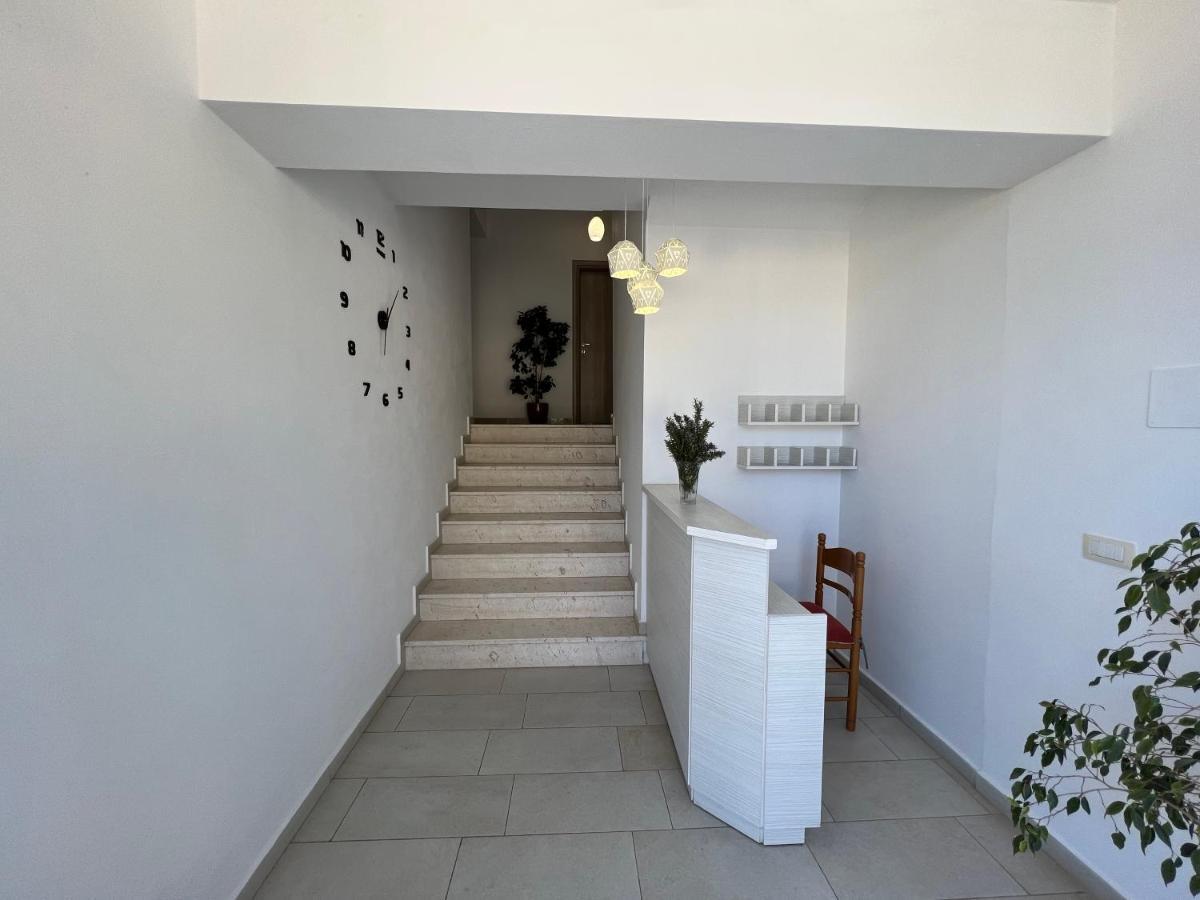 Hotel Irini Sarande Exterior photo