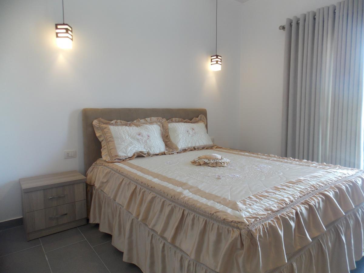 Hotel Irini Sarande Exterior photo